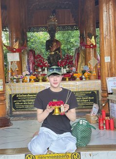 Kim I'm Thai and Korea 🇹🇭🇰🇷🇸🇦 - Transsexual escort in Riyadh Photo 5 of 8