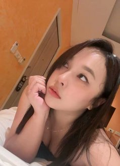 Yura - masseuse in Phuket Photo 13 of 14