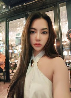 Yuri_69 - masseuse in Bangkok Photo 2 of 7