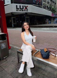 Yuri_69 - masseuse in Bangkok Photo 6 of 7