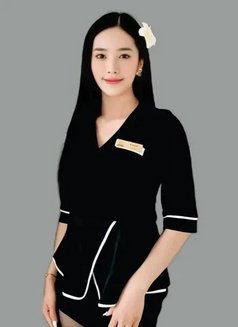 Yuri - masseuse in Bangkok Photo 6 of 7