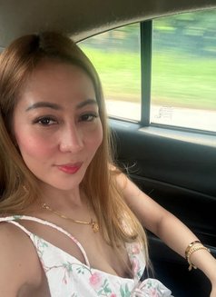 Yuri - escort in Hong Kong Photo 2 of 8