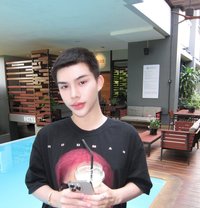 Yuri in Bkk - masseur in Bangkok