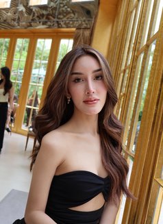 Yuri πͺπΈ/π―π΅/π΅π - escort in Bangkok Photo 5 of 6