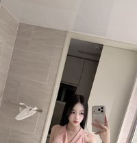 Yuri Lee - escort in Taipei