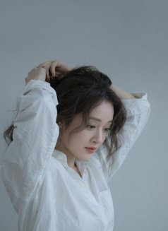 Yuri - escort in Da Nang Photo 2 of 6