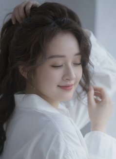 Yuri - escort in Da Nang Photo 5 of 6