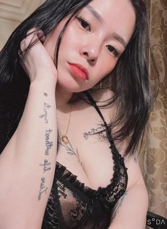 Yuri - escort in Mumbai Photo 2 of 4