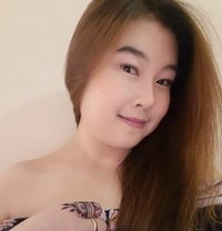 Yuri Tania b2b and nice yonger in bahrai - escort in Al Manama