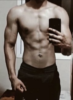 Yuri - Male escort in Dubai Photo 5 of 6