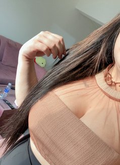 Yuri - escort in Al Manama Photo 10 of 21