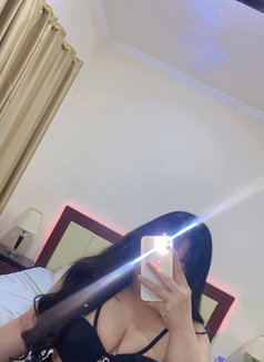 Yuri - escort in Al Manama Photo 17 of 21