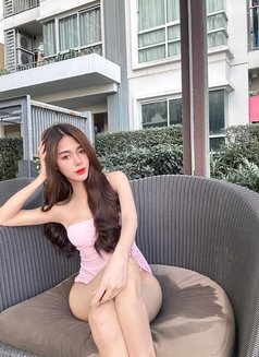 Yuri Top 69 - Acompañantes transexual in Bangkok Photo 4 of 8