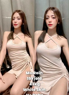 Yuriiii - escort in Makati City Photo 7 of 11