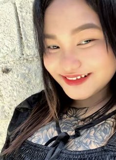 Yushi Kelly - escort in Manila Photo 4 of 6