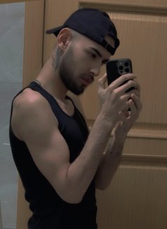 Yusuf…🇦🇿 - Male escort in İstanbul Photo 3 of 10