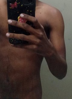 Yusuf Shariif - Male escort in Nairobi Photo 2 of 2