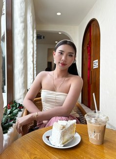 Yuuna Top 69 - Transsexual escort in Pattaya Photo 3 of 9