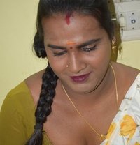 Yuvashree - Transsexual escort in Coimbatore