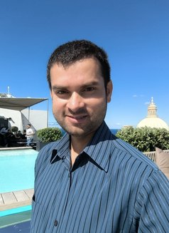 Yuvi - Male escort in Malta Photo 7 of 9