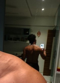Yuviii - Male escort in Pune Photo 5 of 5