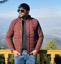 Yuvraaj Choudhary - Agencia de acompañantes masculinas in New Delhi