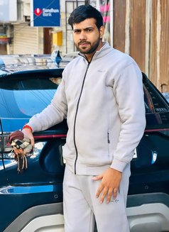 Yuvraaj Choudhary - Male adult performer in New Delhi Photo 4 of 4