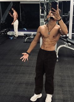 Yuvv video call confirmation - Male escort agency in Bangalore Photo 5 of 5