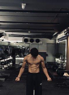Yuvi latino - Male escort agency in New Delhi Photo 8 of 9