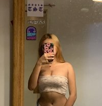 Yvaine - escort in Manila