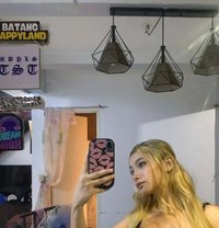 Yvaine - escort in Manila