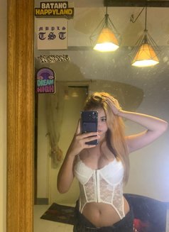 Yvaine - escort in Manila Photo 1 of 4