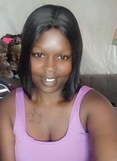 Yvonne Adhiambo Adhiambo - escort in Nairobi Photo 4 of 8