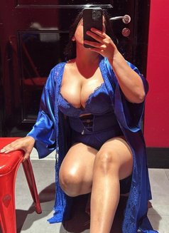 DIRECT PAY GIRL HAND IN YOUR ROOM 24x7. - escort in New Delhi Photo 5 of 6