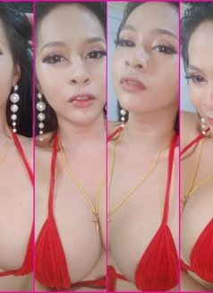Yzabella - Transsexual escort in Singapore Photo 12 of 29