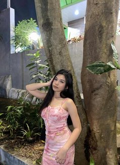 Yzha - escort in Manila Photo 3 of 3