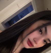 Yzi - escort in Singapore