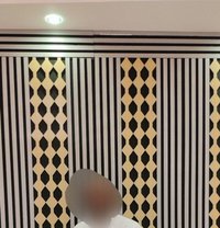 Z8411 - masseur in Colombo