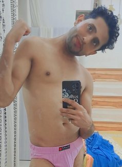Zaamin - Male escort in New Delhi Photo 3 of 6