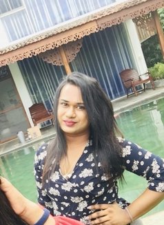 Zaara( Cam Session Available) - Transsexual escort in Colombo Photo 4 of 21