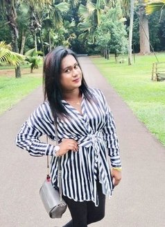 Zaara( Cam Session Available) - Transsexual escort in Colombo Photo 20 of 21