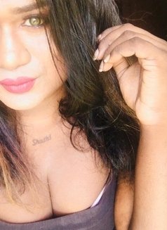 Zaara( Cam Session Available) - Acompañantes transexual in Colombo Photo 7 of 13