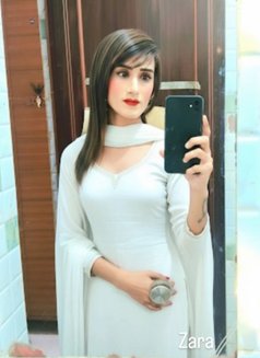 Zaara H - Transsexual escort in Gurgaon Photo 16 of 21