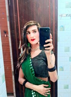 Zaara H - Transsexual escort in Gurgaon Photo 18 of 21
