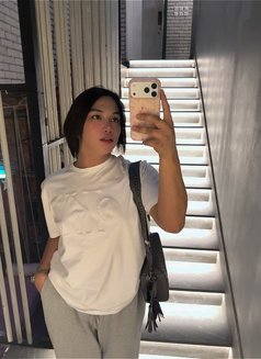 zabrina - Male escort in Riyadh Photo 3 of 4