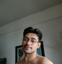 Zac - Male companion in Manila
