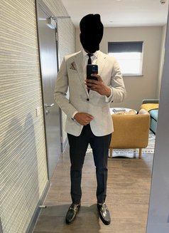 Zack - Male escort in Abu Dhabi Photo 1 of 3