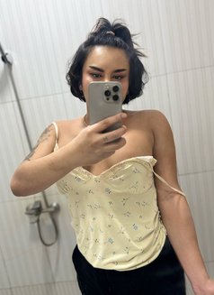 Zack Ladyboy mabela š„° - masseuse in Muscat Photo 10 of 16