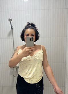 Zack Ladyboy mabela š„° - masseuse in Muscat Photo 11 of 16