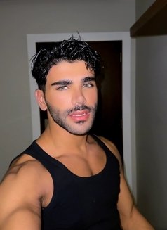 Zack180 - Male escort in Riyadh Photo 4 of 6